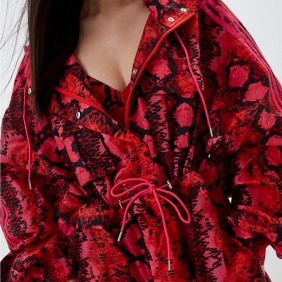 IVY PARK x Adidas "IVY HEART" Jacket and Leggings. - Picture 3 of 11